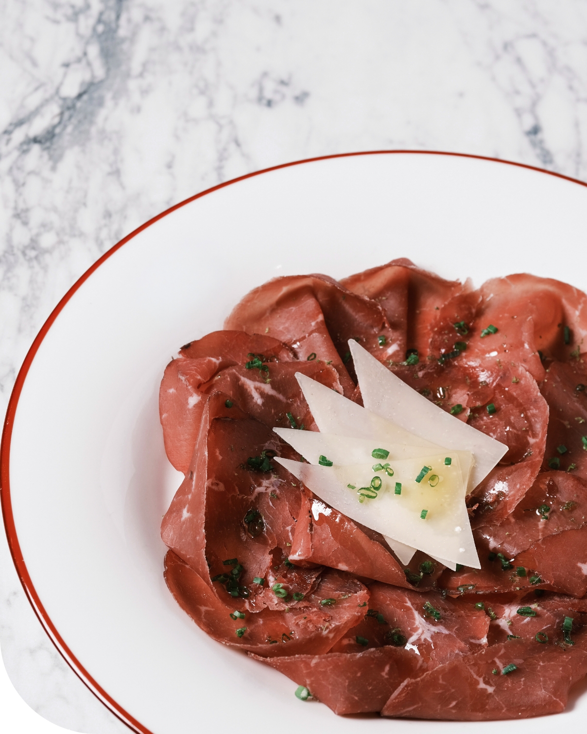 PROSCIUTTO DI PARMA DOP, CAPRINO DI LATTE VACCINO AL VINO BIANCO E PERA VIBRANTE